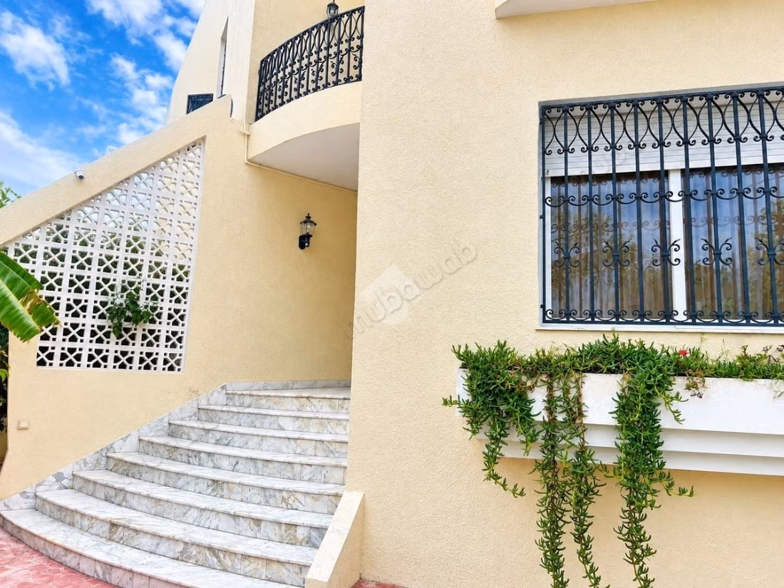 Villa jumelée en vente