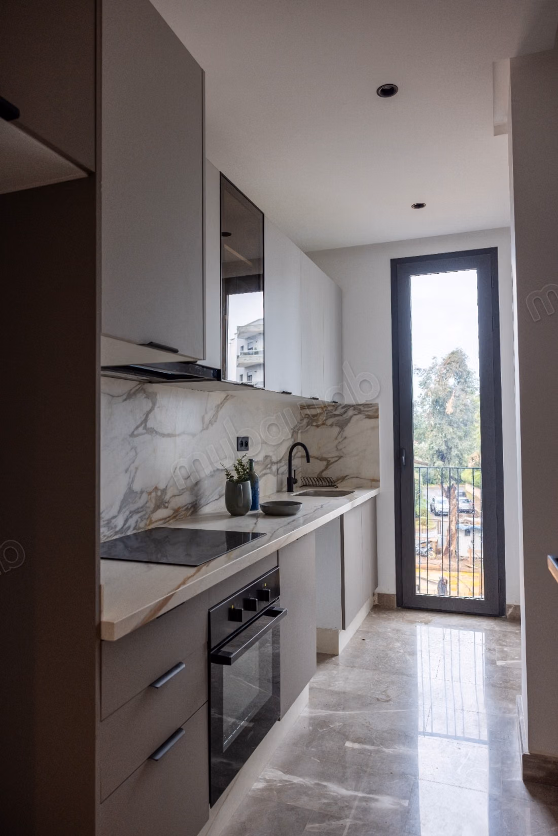 New high-end apartment for sale in Ferme Bretonne