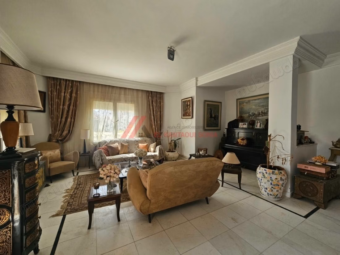 A vendre une villa à chatt mer côté mer