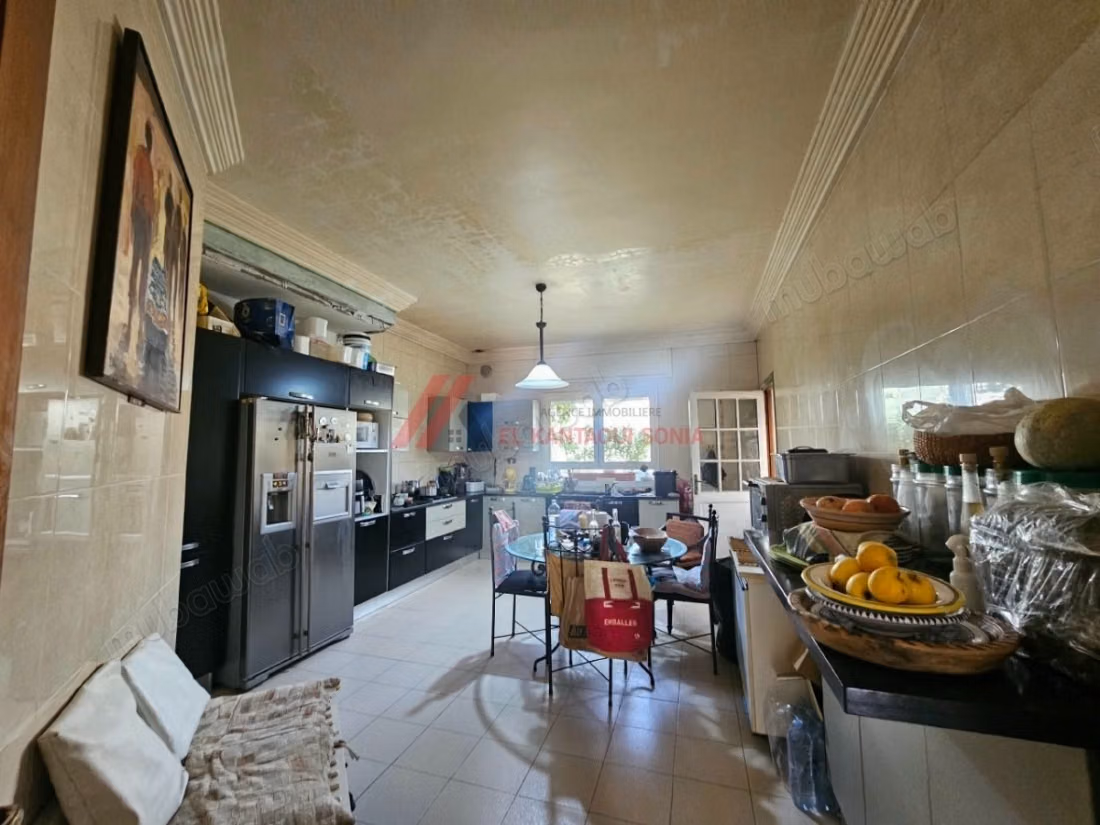A vendre une villa à chatt mer côté mer