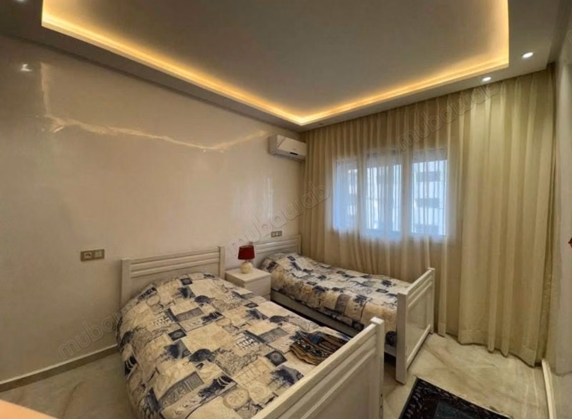 Appartement en location à Racine. 3 grandes pièces. Bien meublé