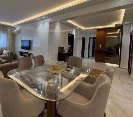 Appartement en location à Racine. 3 grandes pièces. Bien meublé