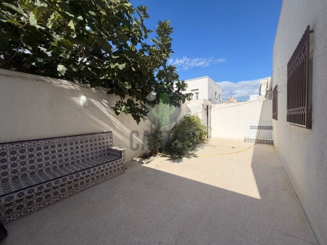 Affitto Annuale Villa Piano Terra S3 a Cité el Wafa