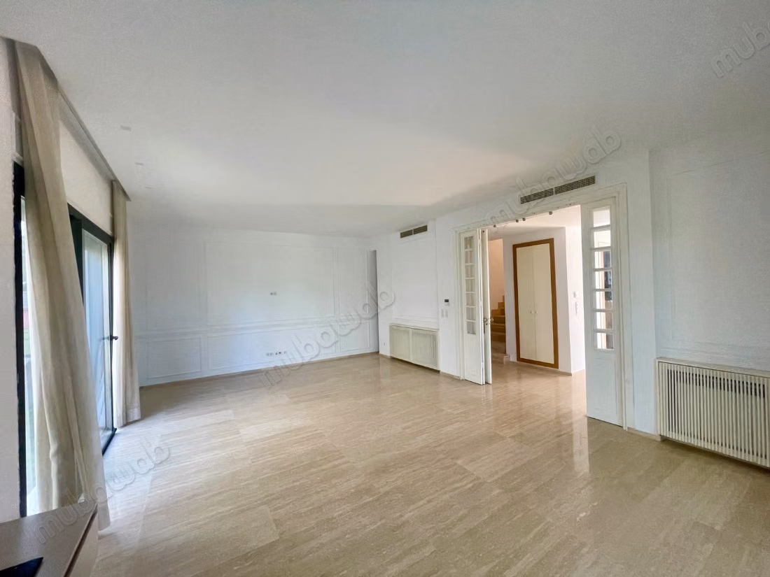 Villa S3 avec piscine et vue sur mer, Gammarth