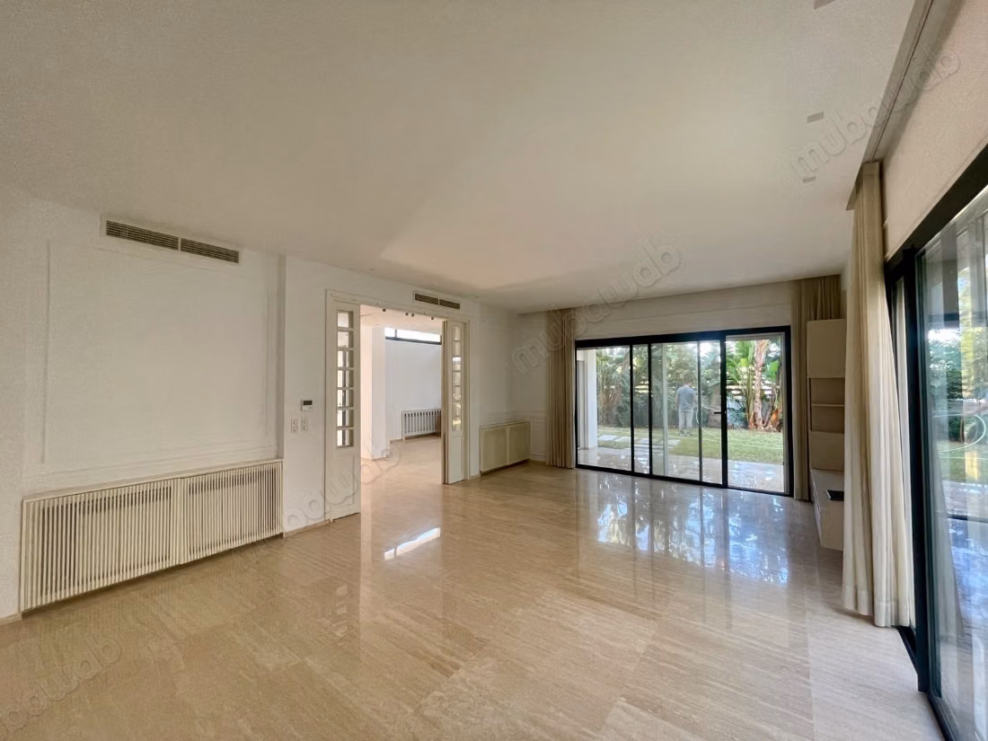 Villa S3 avec piscine et vue sur mer, Gammarth