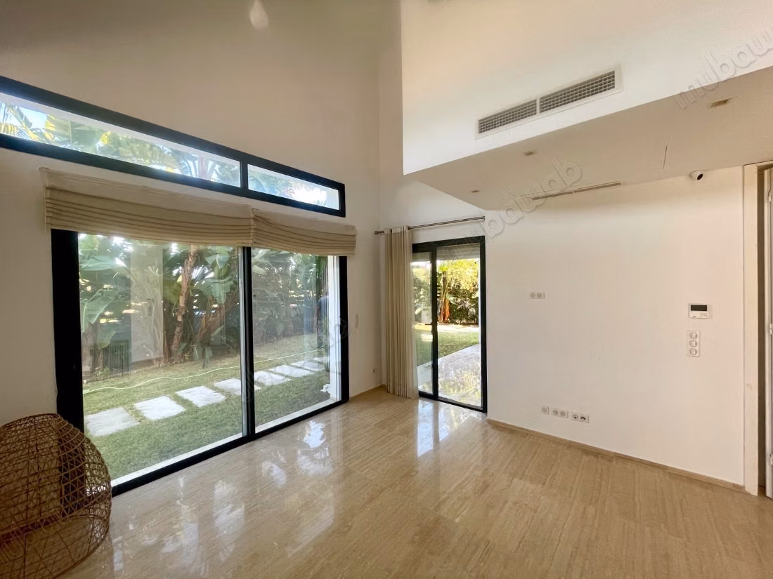 Villa S3 avec piscine et vue sur mer, Gammarth