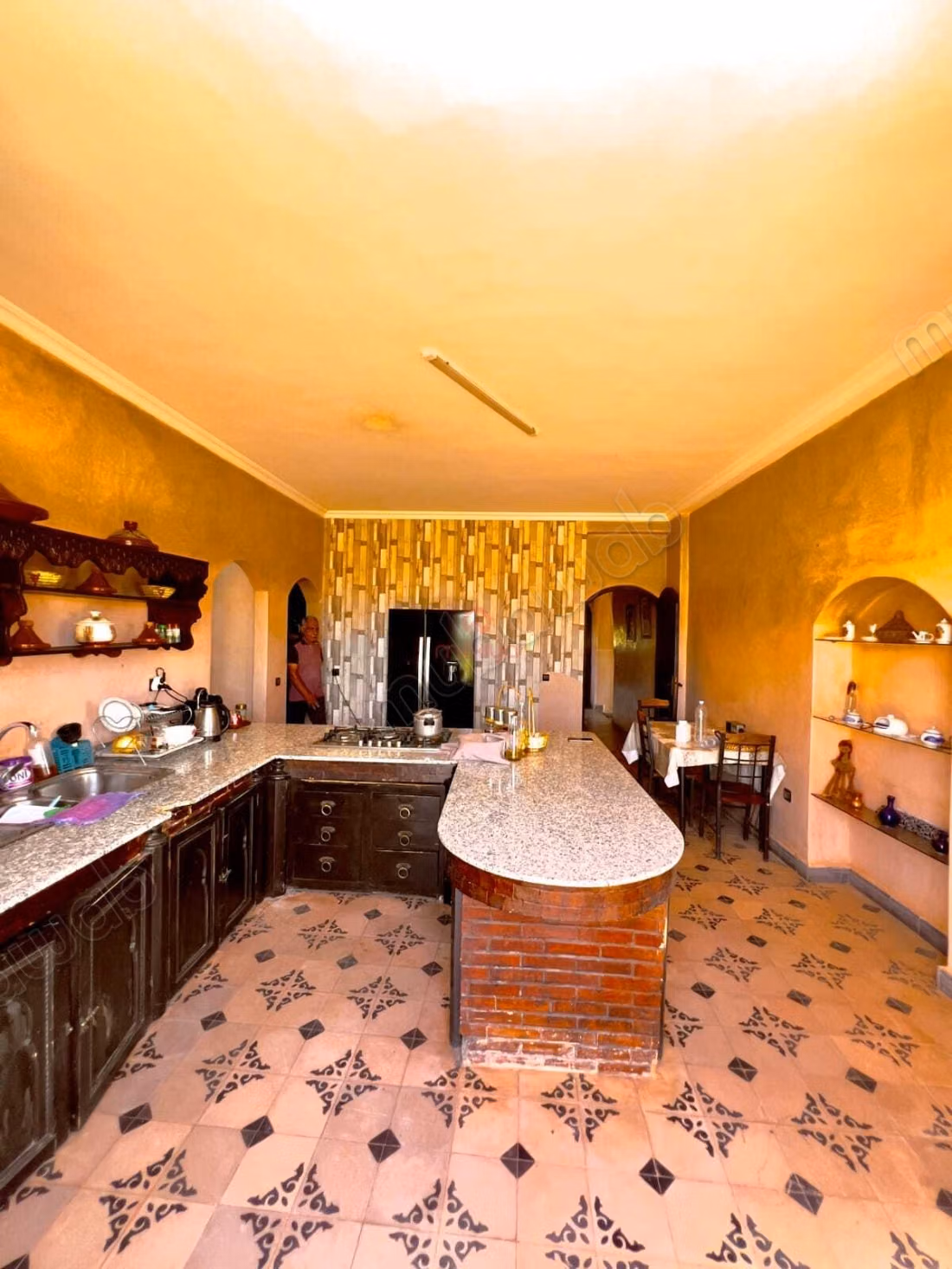 Sale Villa on Fes Road