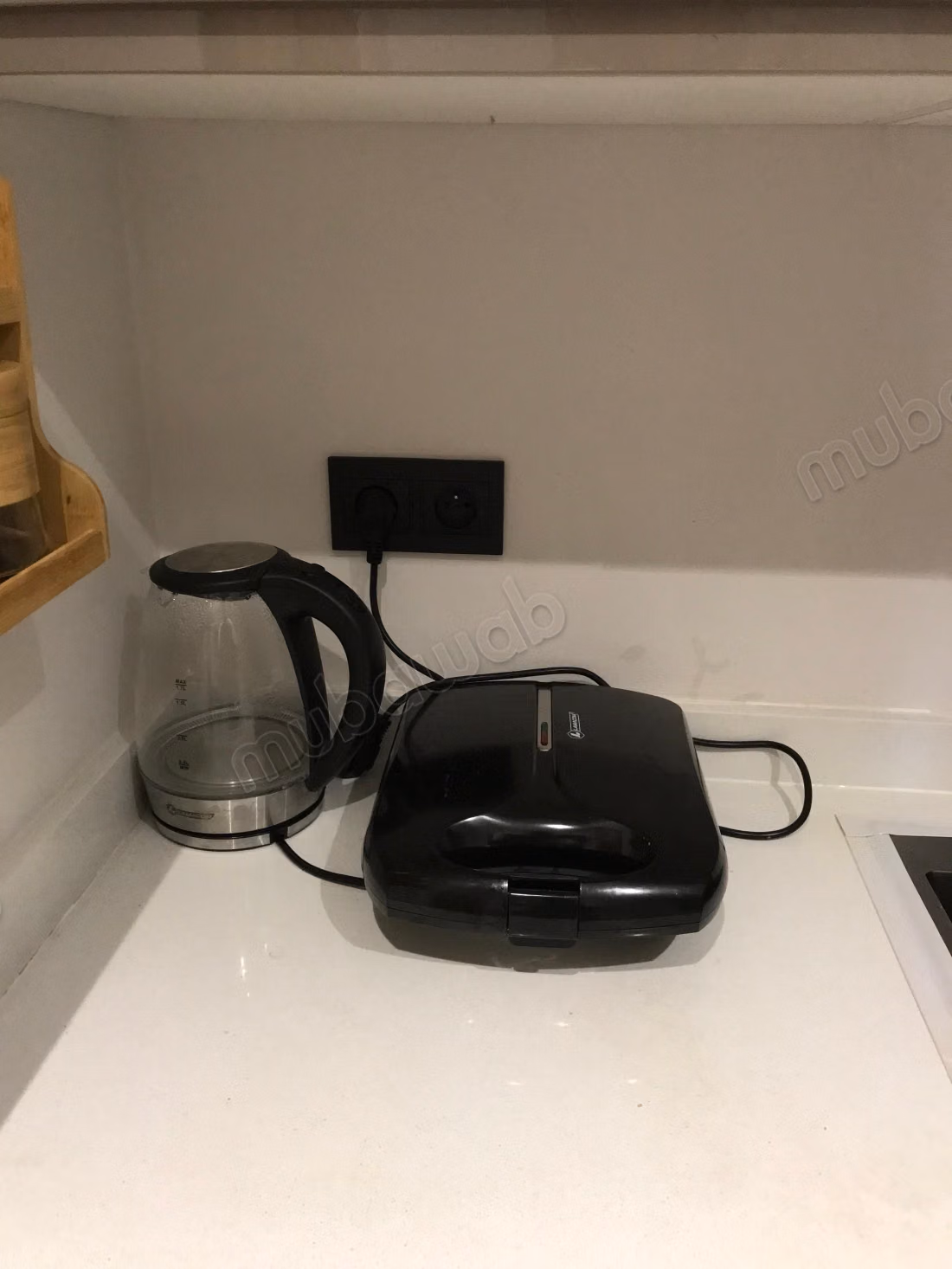 New furnished studio Abdelmoumen – parking, balcony