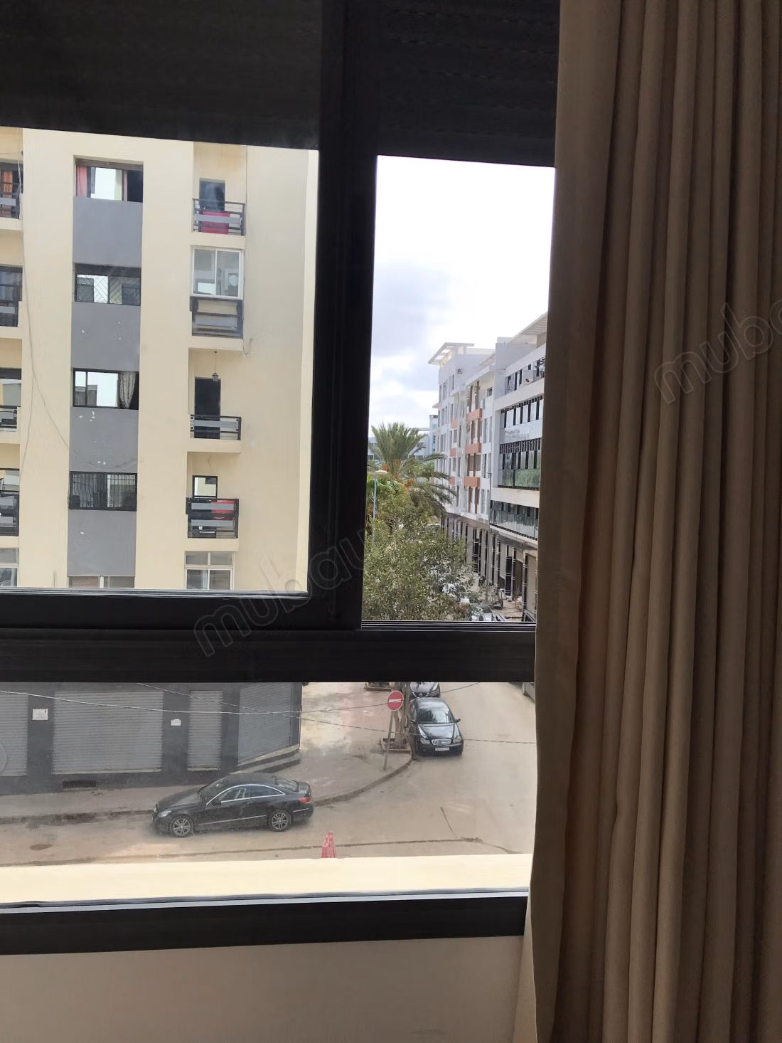 New furnished studio Abdelmoumen – parking, balcony