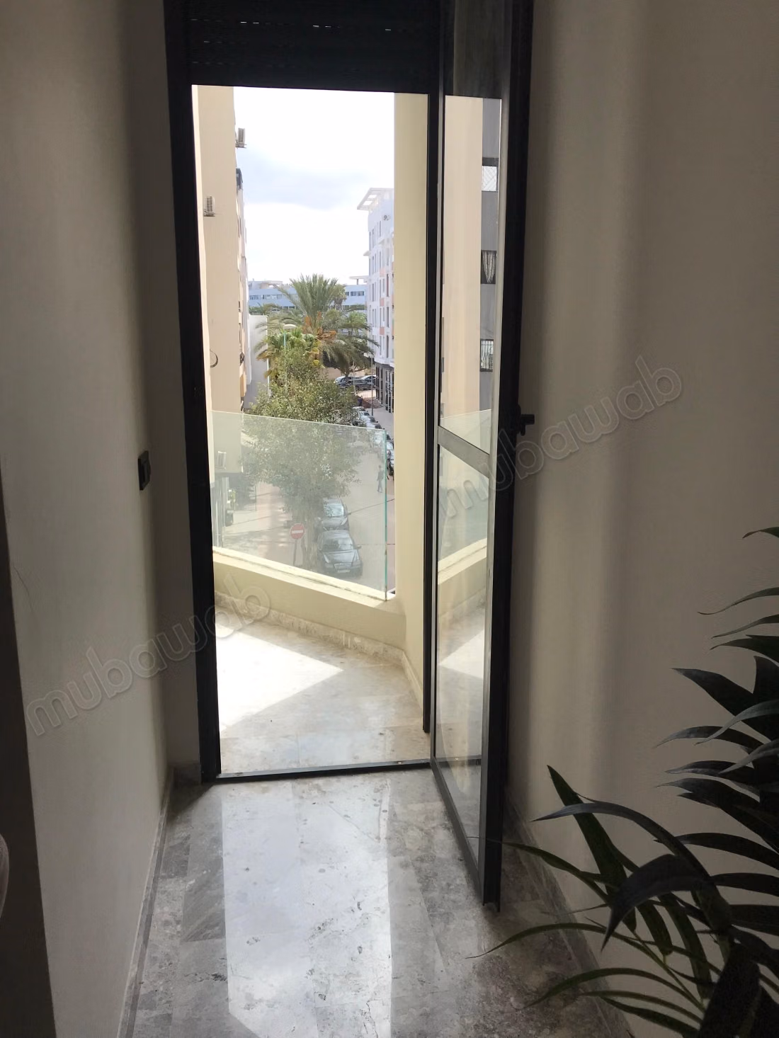 New furnished studio Abdelmoumen – parking, balcony