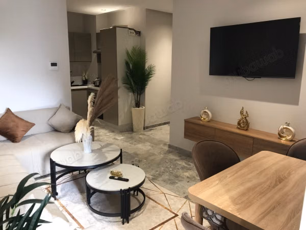 New furnished studio Abdelmoumen – parking, balcony