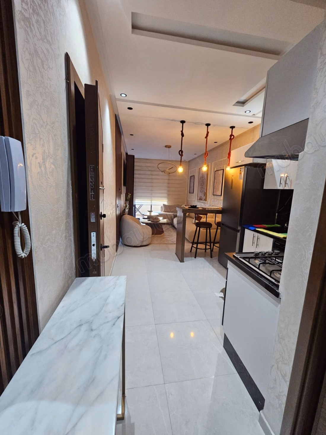 Studio de luxe 48m meublé en location à ain sebaa