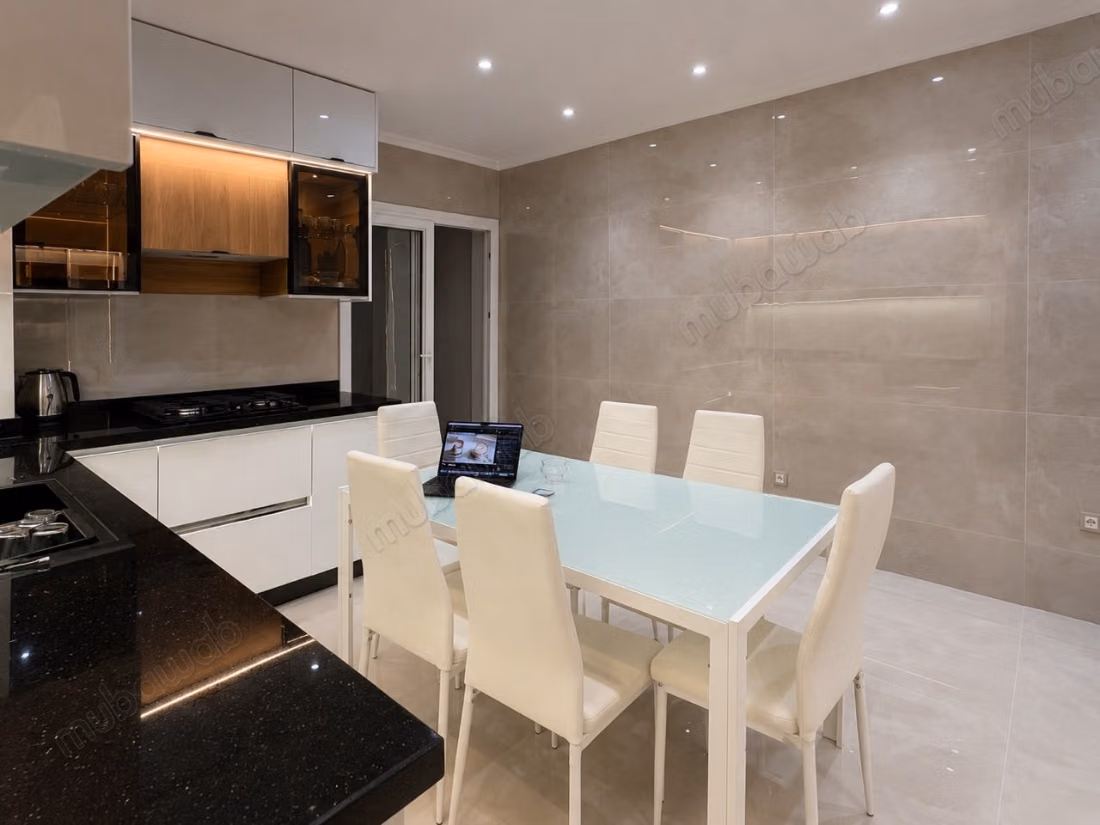 Luxe appartement te huur - Uitzicht op zee
