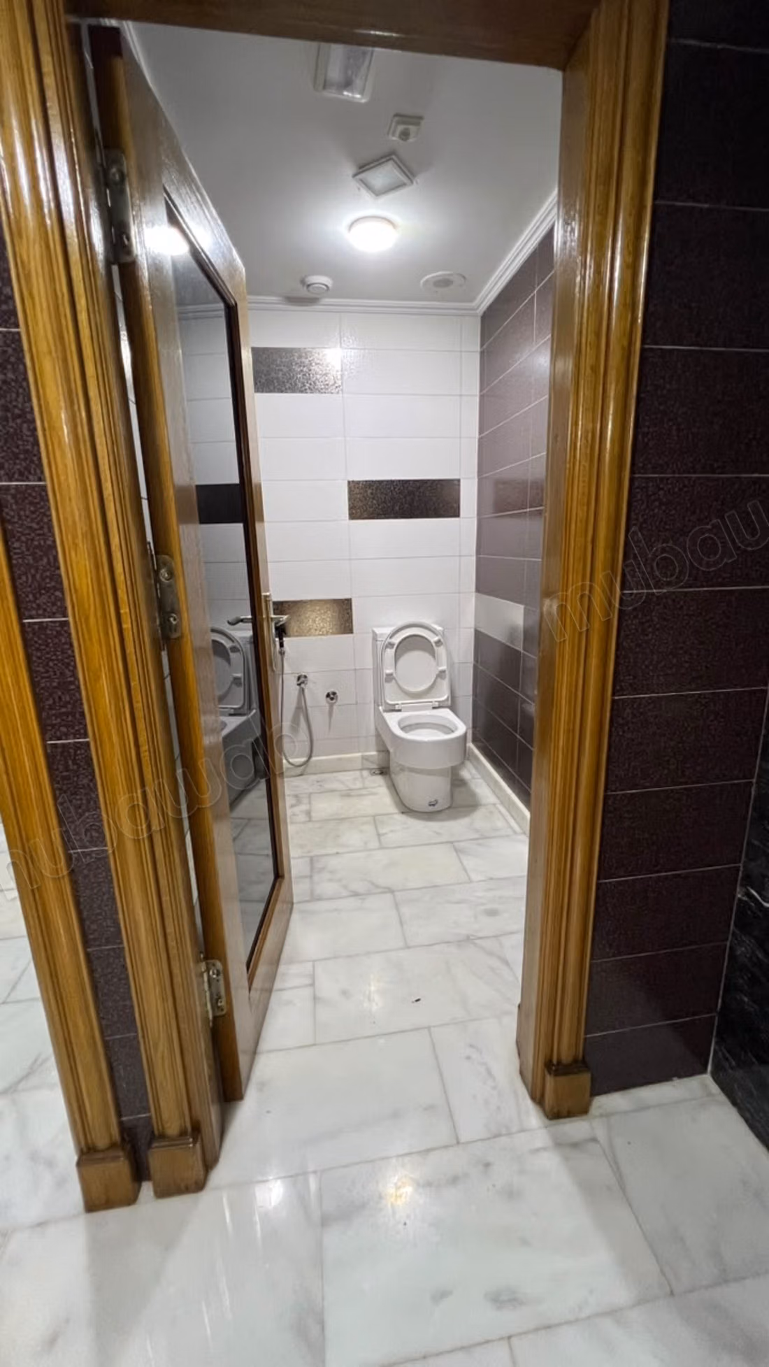 Local commercial Quartier Administratif