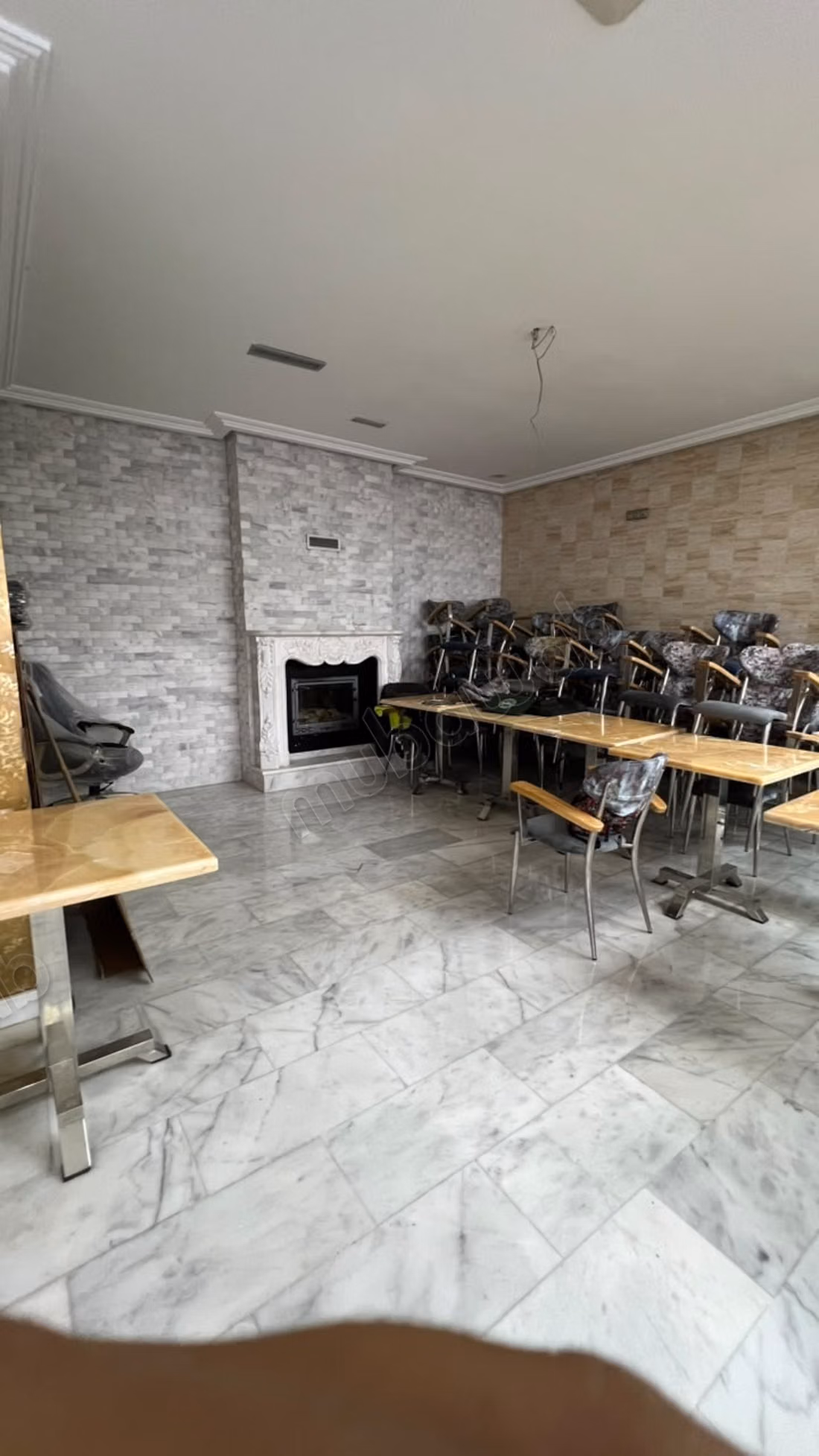 Local commercial Quartier Administratif