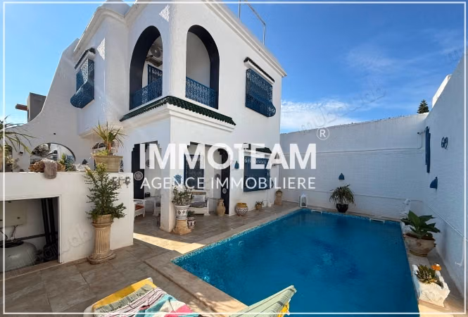 A Vendre une villa S4 à Hammamet Nord