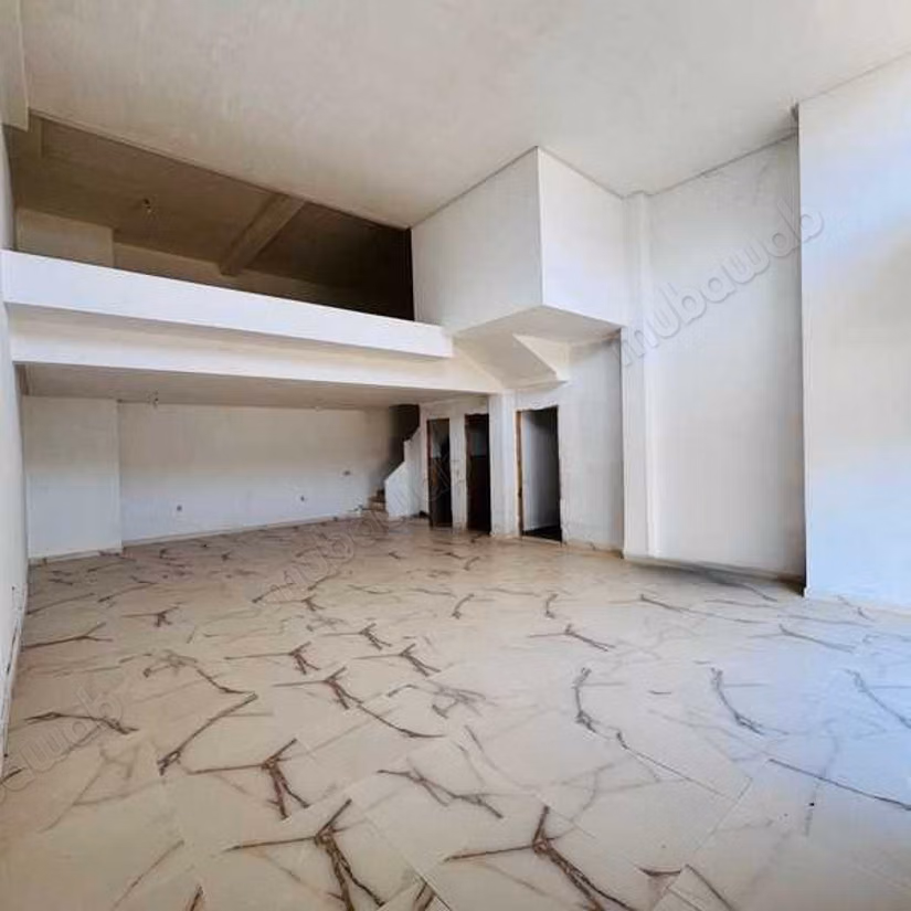 Local commercial à Vendre de 174.0 m² à Dar Bouazza,
Ben Abid