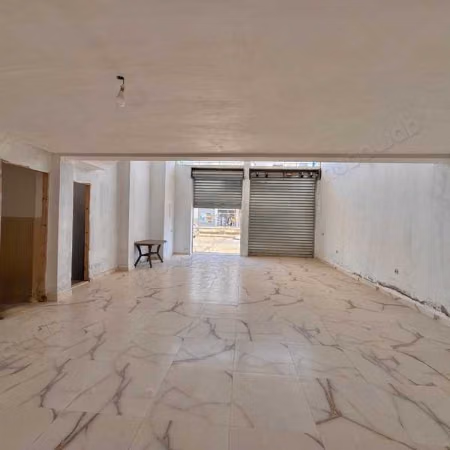 Local commercial à Vendre de 174.0 m² à Dar Bouazza,
Ben Abid