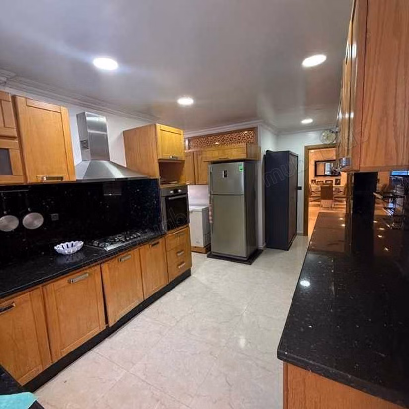 Appartement à Vendre de 143.0 m² à Salé, Tabriquet