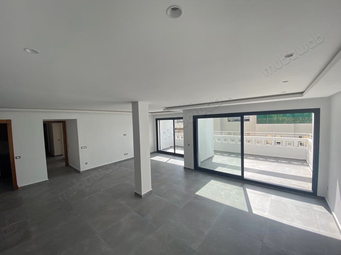 In affitto - superbo appartamento con 3 camere da letto a Hay Riad, Rabat