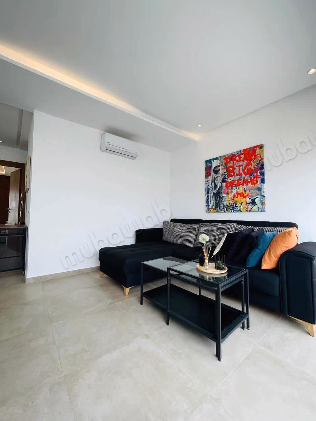 Appartement standing meublé avec terrasse a ha