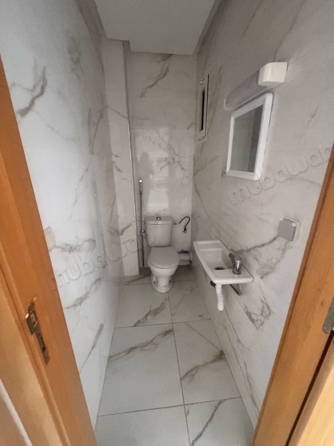 Appartement en location à Harhoura. 3 pièces confortables. Porte blindée, sécurité