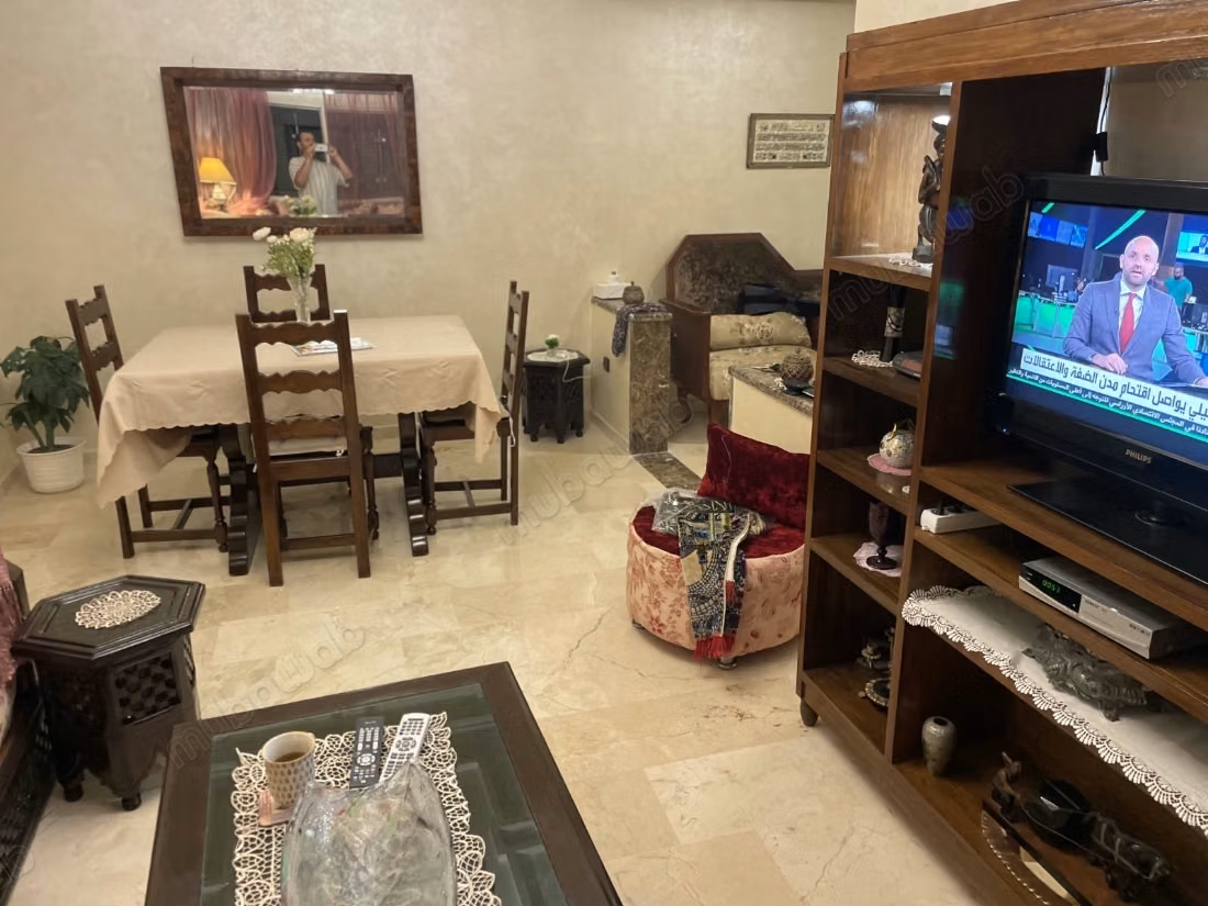 Selling beautiful apartment in secure residence, Abdelmoumen