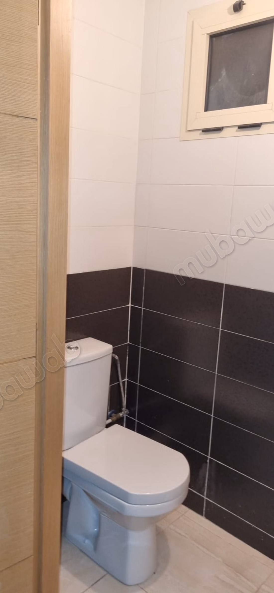 Sell apartment in Tamesna. 6 comfortable rooms. Typical Moroccan living room, secure residence