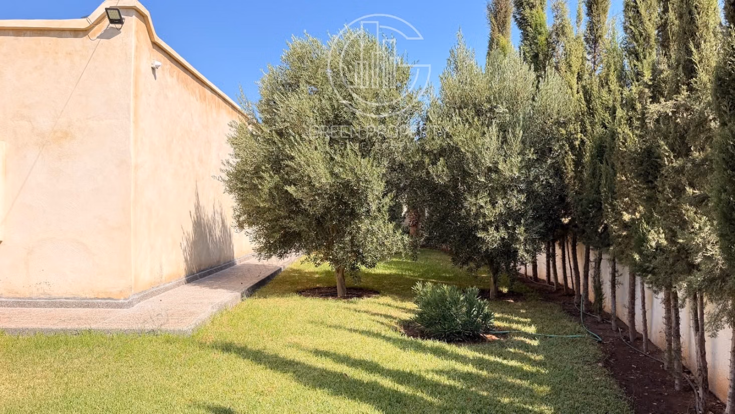 For sale - Beautiful villa with pool in Bouzama