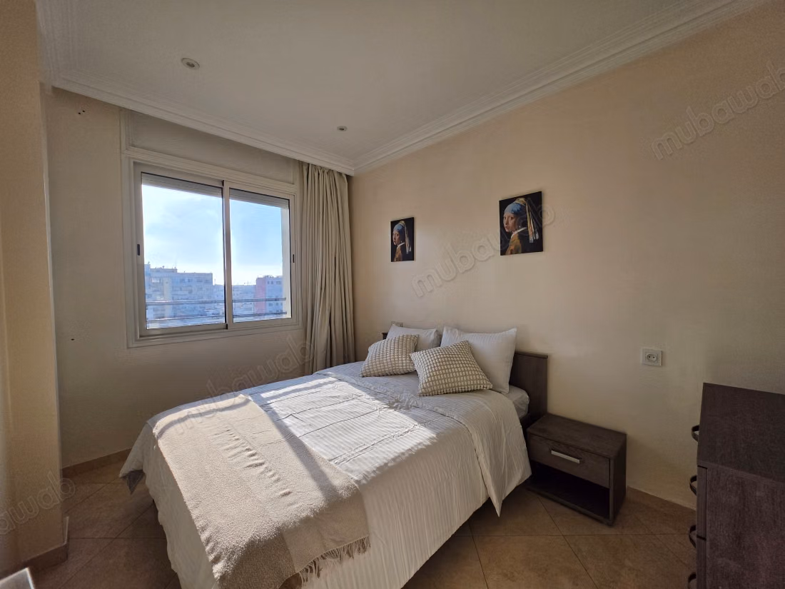 2 Bedroom Apartment Without Overlook, Burgundy