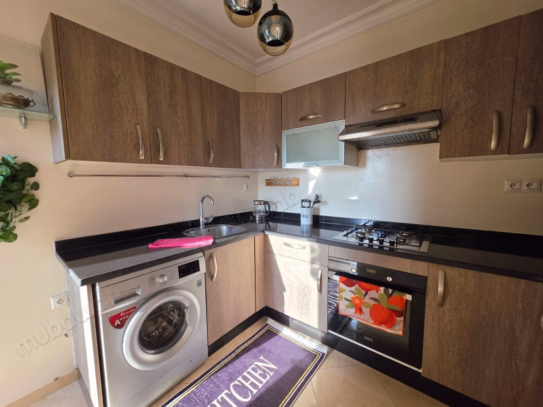 2 Bedroom Apartment Without Overlook, Burgundy