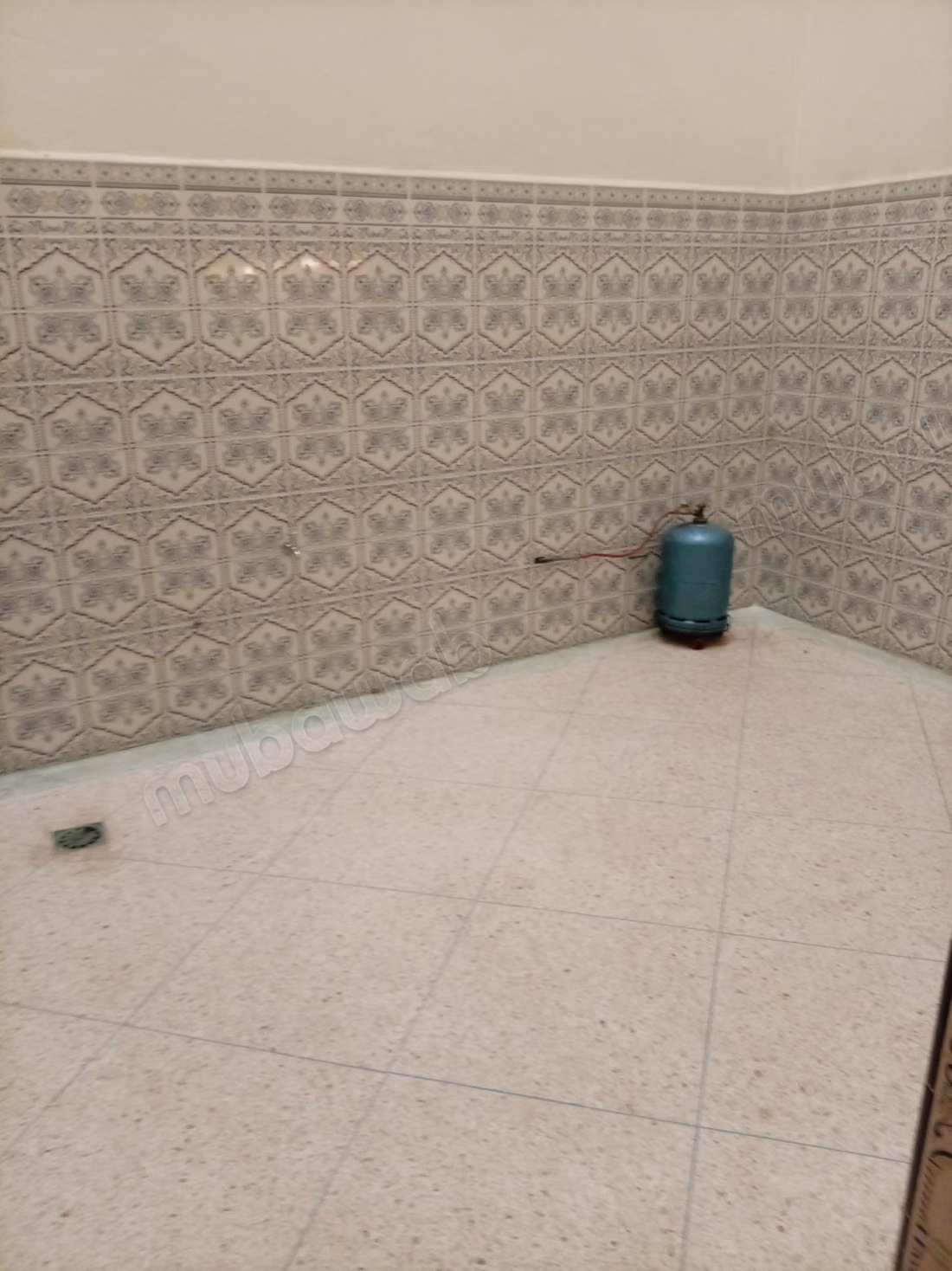Superbo appartamento in affitto ad Al Wifaq. Superficie 110 m². Cucina ben attrezzata