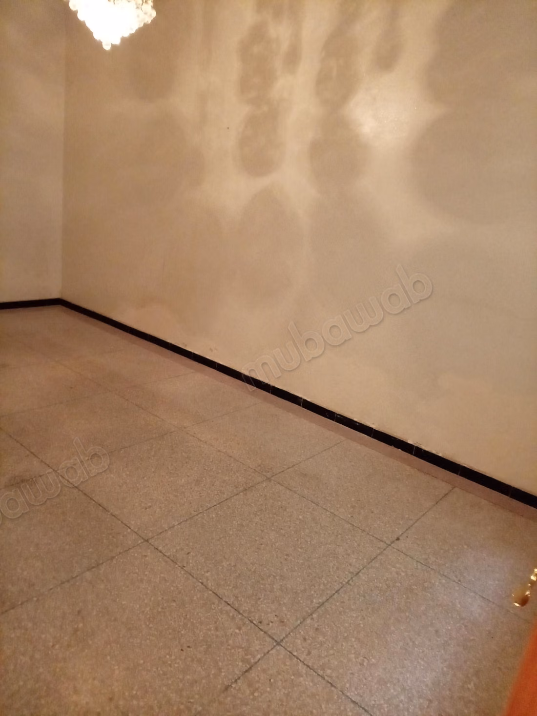 Superbe appartement à louer à Al Wifaq. Superficie 110 m². C...