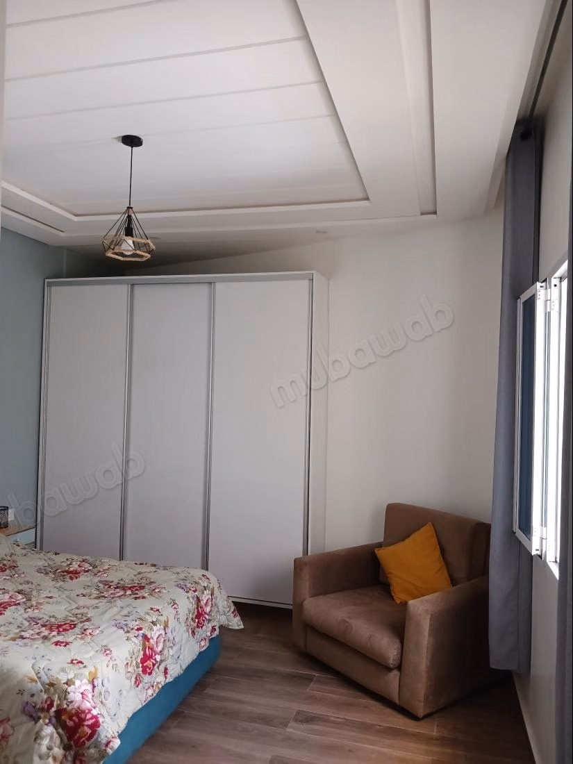 Appartement à louer à Tamraght. 
Surface de 80 m². 
Bien meublé
