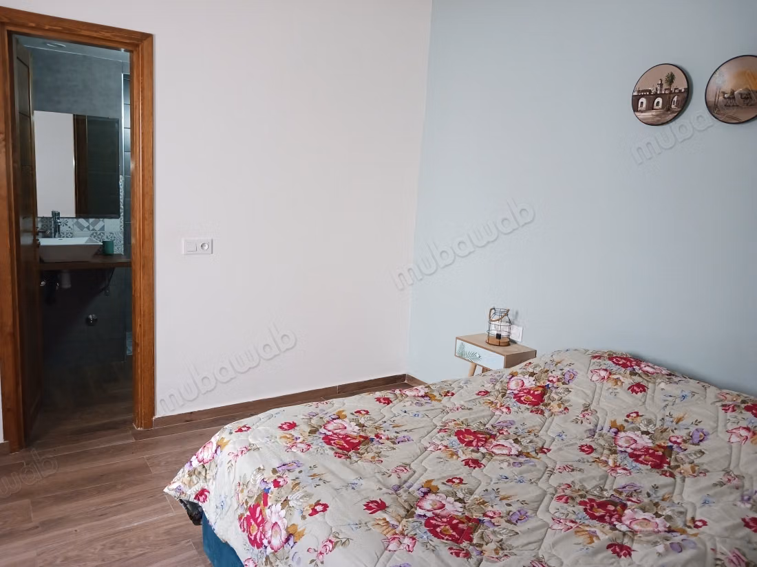 Appartement à louer à Tamraght. 
Surface de 80 m². 
Bien meublé