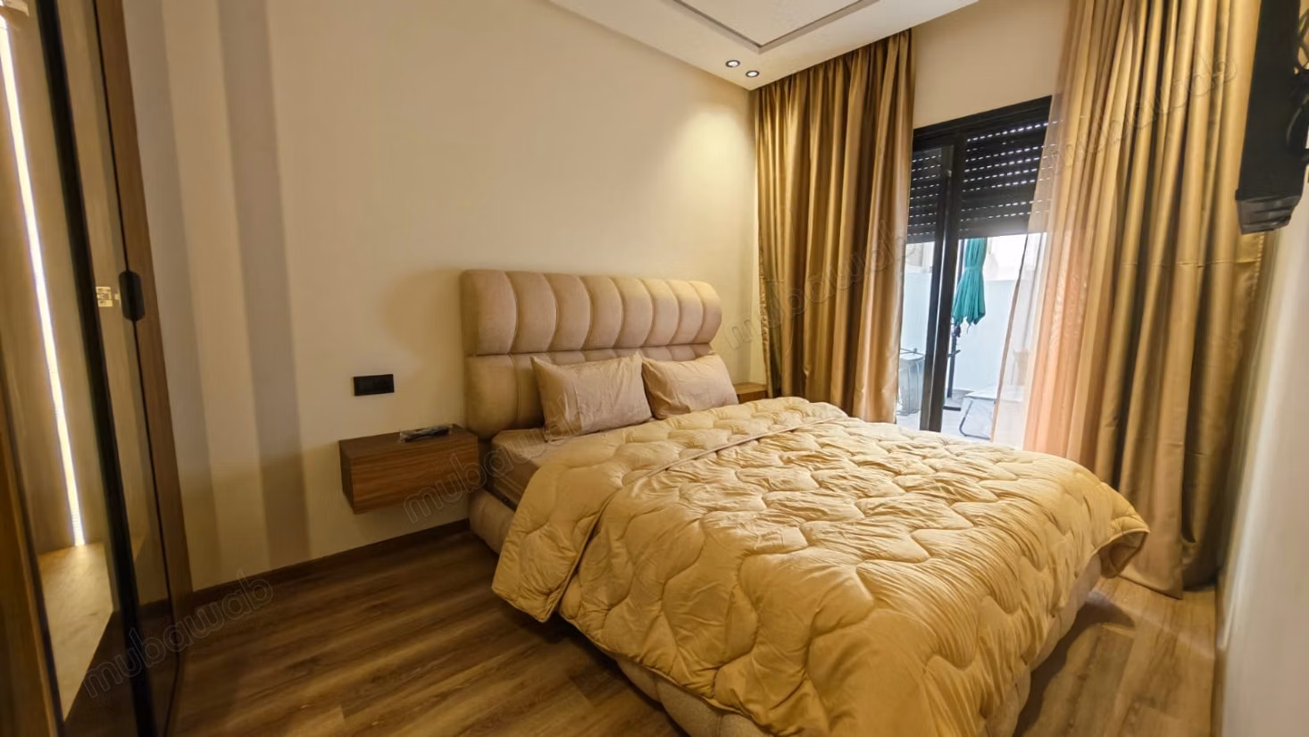 Studio 40 m² meublé à louer