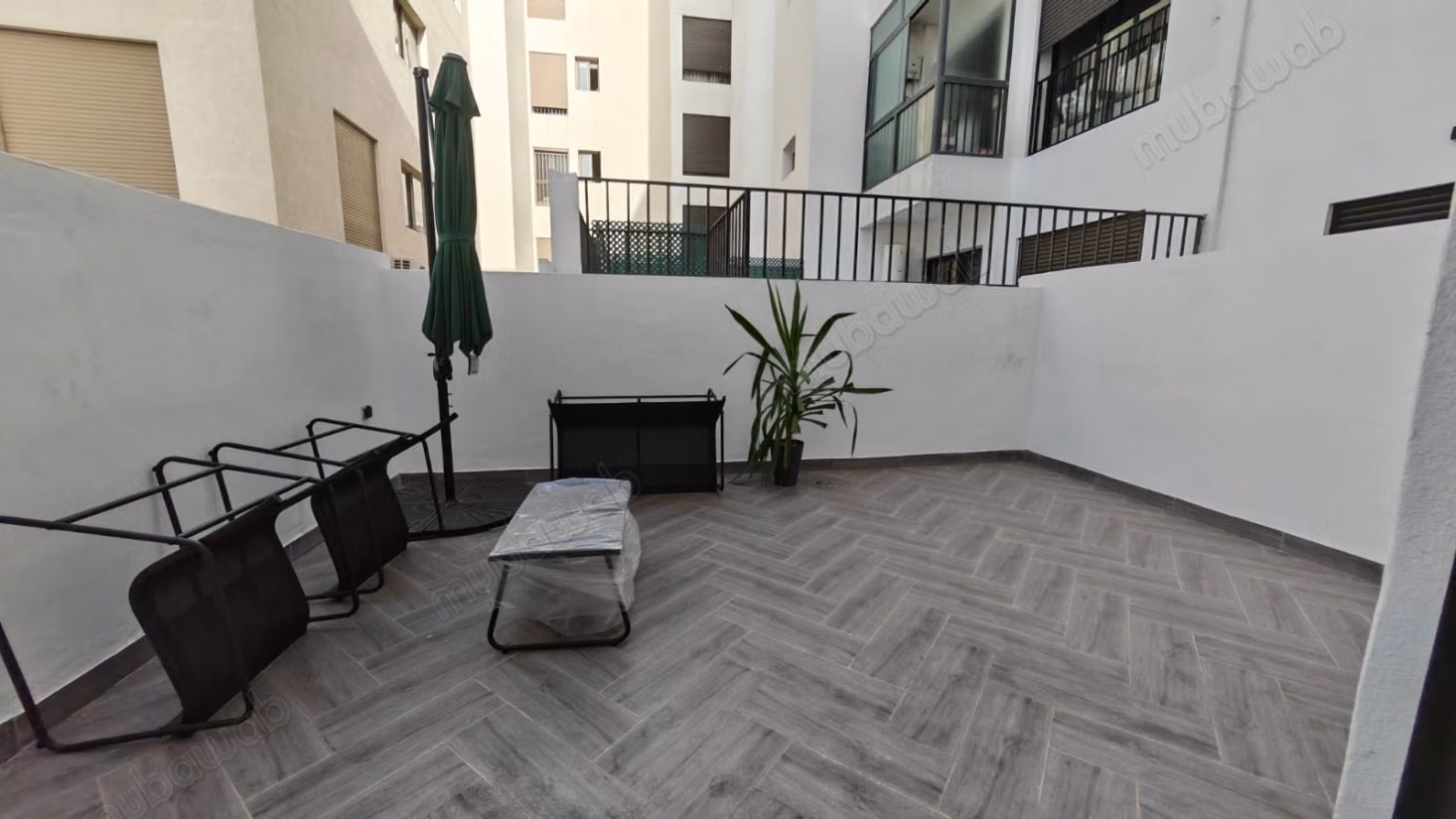 Studio 40 m² meublé à louer