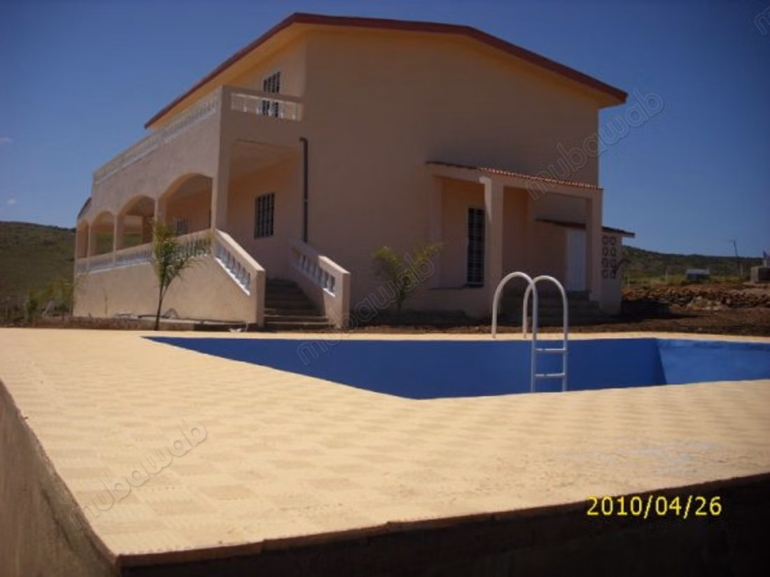 A vendre: superbe villa avec piscin /Agricole