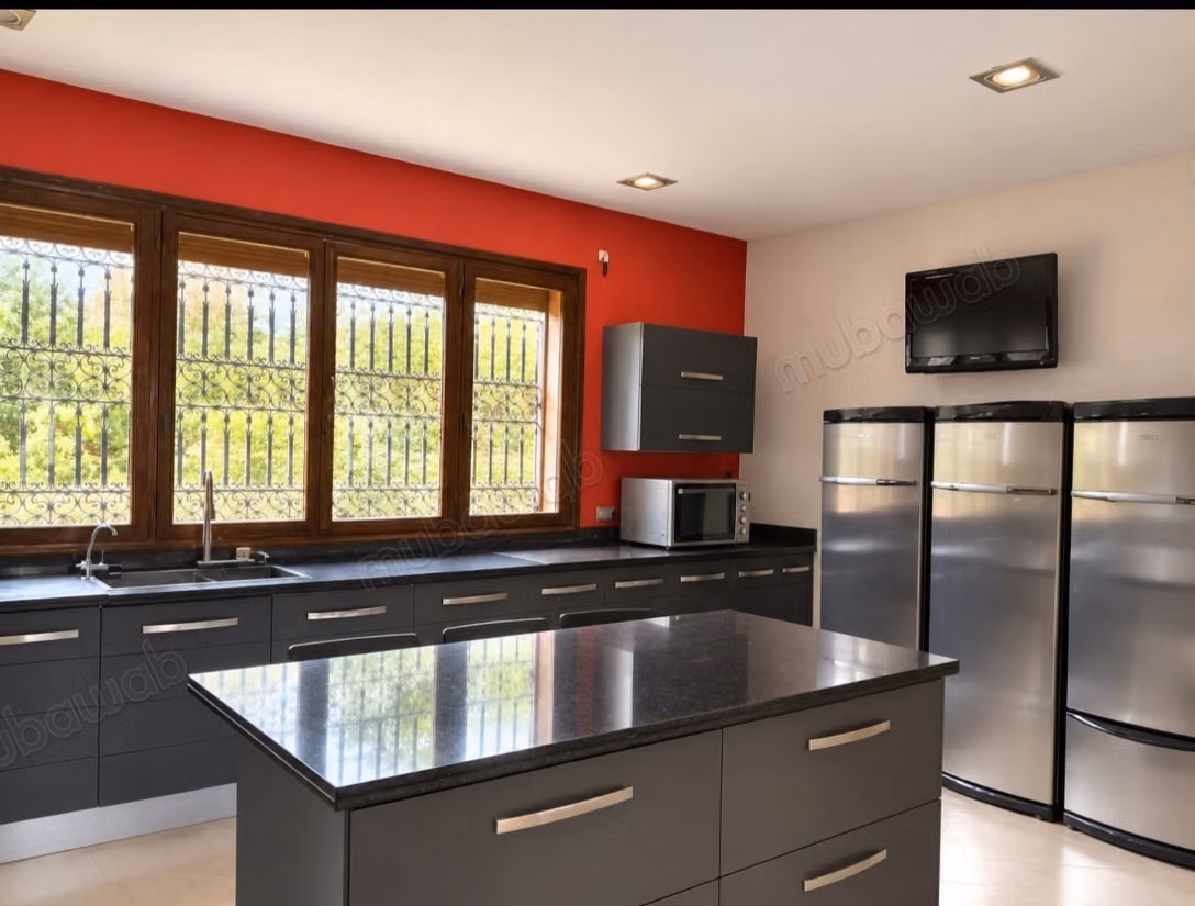Prestige Villa in Secure Residence
