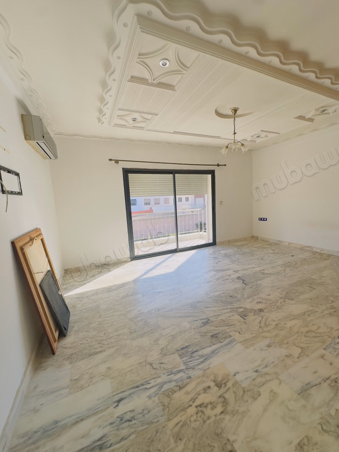 Prachtige Moderne Villa met 3 Gevels en Zwembad - Al Boustane Buurt, El Jadida