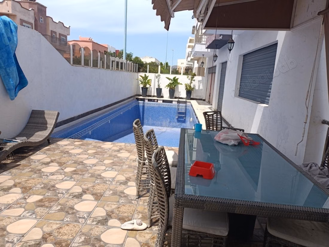 Prachtige Moderne Villa met 3 Gevels en Zwembad - Al Boustane Buurt, El Jadida