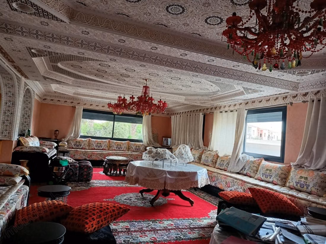 Prachtige Moderne Villa met 3 Gevels en Zwembad - Al Boustane Buurt, El Jadida