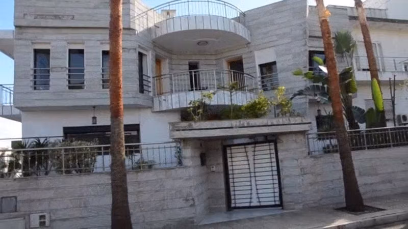 Stunning Modern Villa with 3 Facades and Pool – Al Boustane Neighborhood, El Jadida