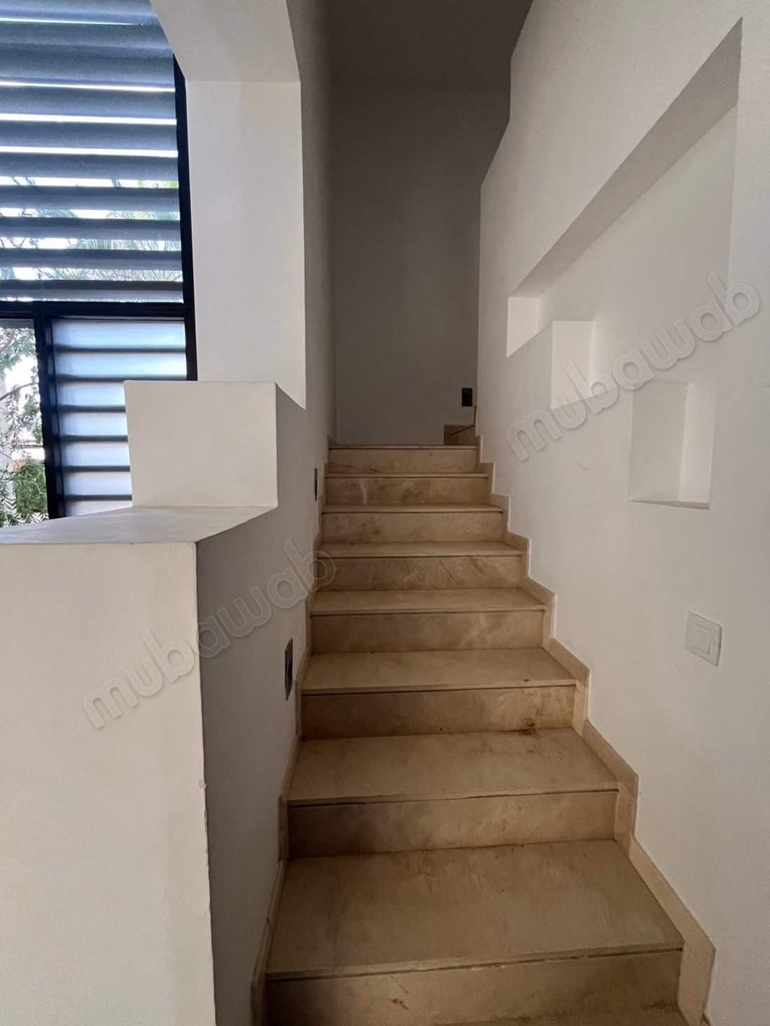 Superbe villa à louer à Amelkis. 6 pièces. Concierge et piscine