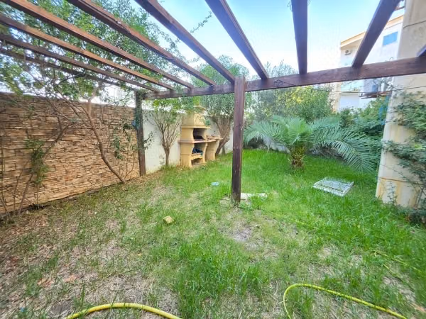 S1 de 65m² avec jardin de 30m² à Jinen hammamet