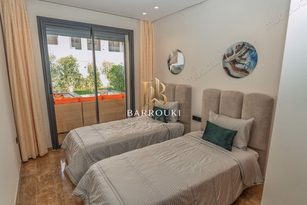 Rez de jardin meublé avec piscine privative à louer – Opale Square, Dar Bouazza