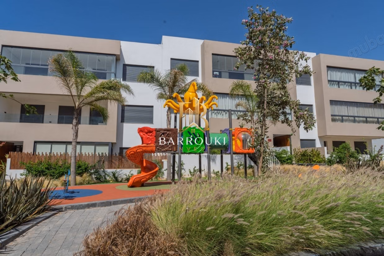 Rez de jardin meublé avec piscine privative à louer – Opale Square, Dar Bouazza