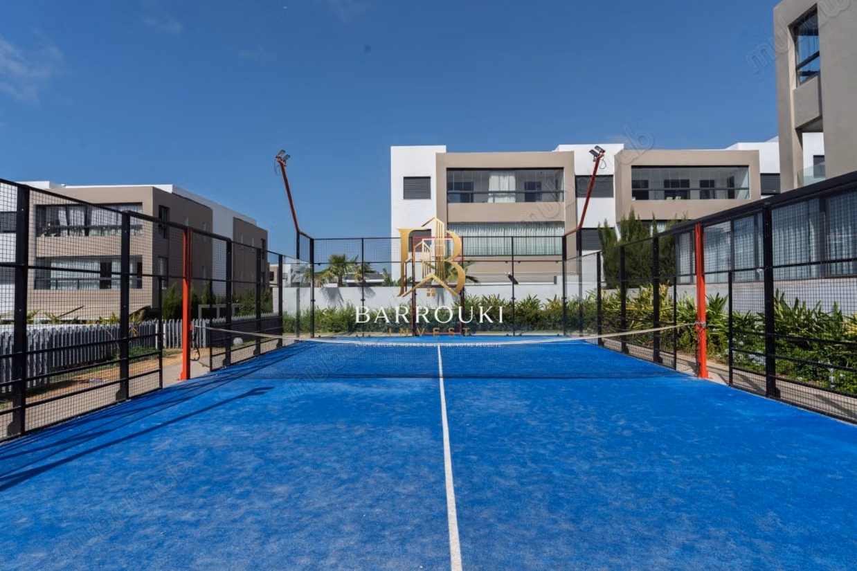 Rez de jardin meublé avec piscine privative à louer – Opale Square, Dar Bouazza