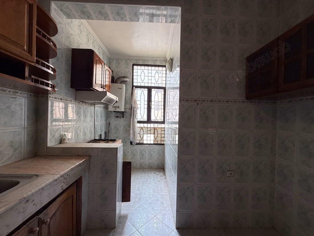 For sale apartment in the center. 3 pleasant rooms