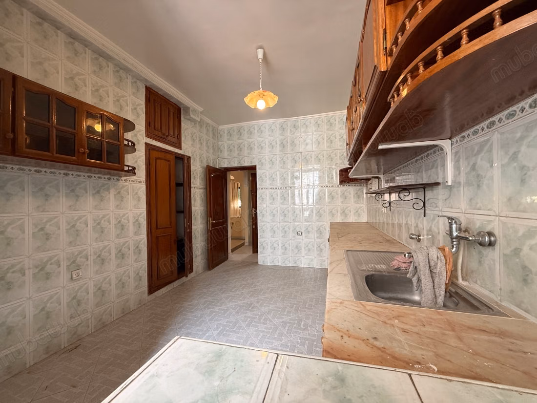 For sale apartment in the center. 3 pleasant rooms